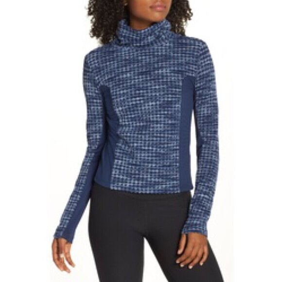 NWT Nike Pro HyperWarm Navy Brushed Long Sleeve Turtleneck Top - Picture 1 of 8